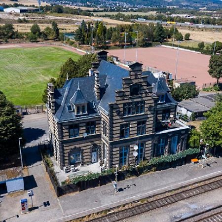 Wohnen Wie Im Schloss - Alter Bahnhof Von Kruft エクステリア 写真