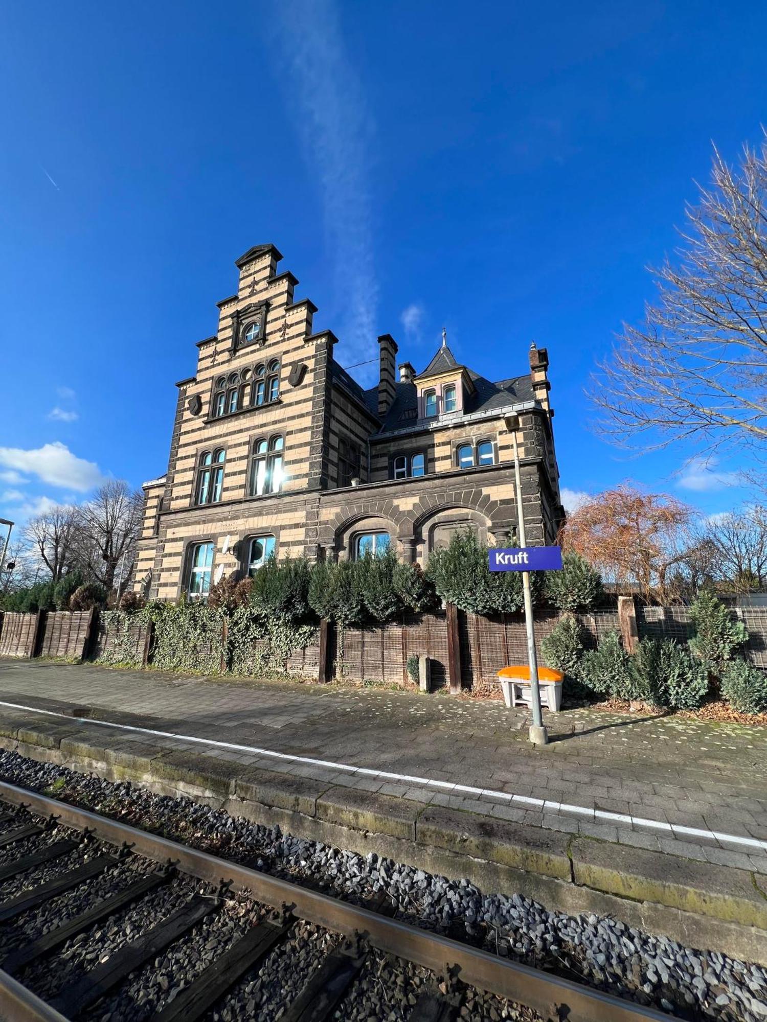 Wohnen Wie Im Schloss - Alter Bahnhof Von Kruft エクステリア 写真